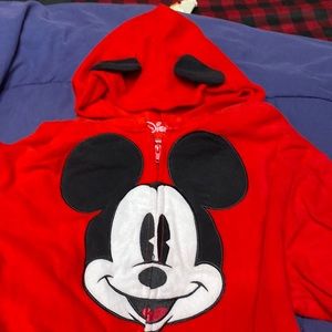 Adult size foot and hooded pj’s. Size 15/17